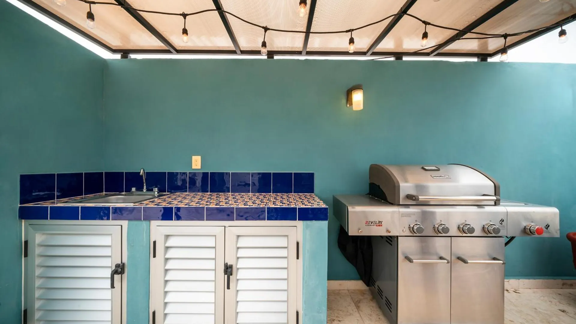 Penthouse 2 Bed With Private Rooftop Close To 5Th - Sol Tranquilo Playa del Carmen 0*,  Meksika