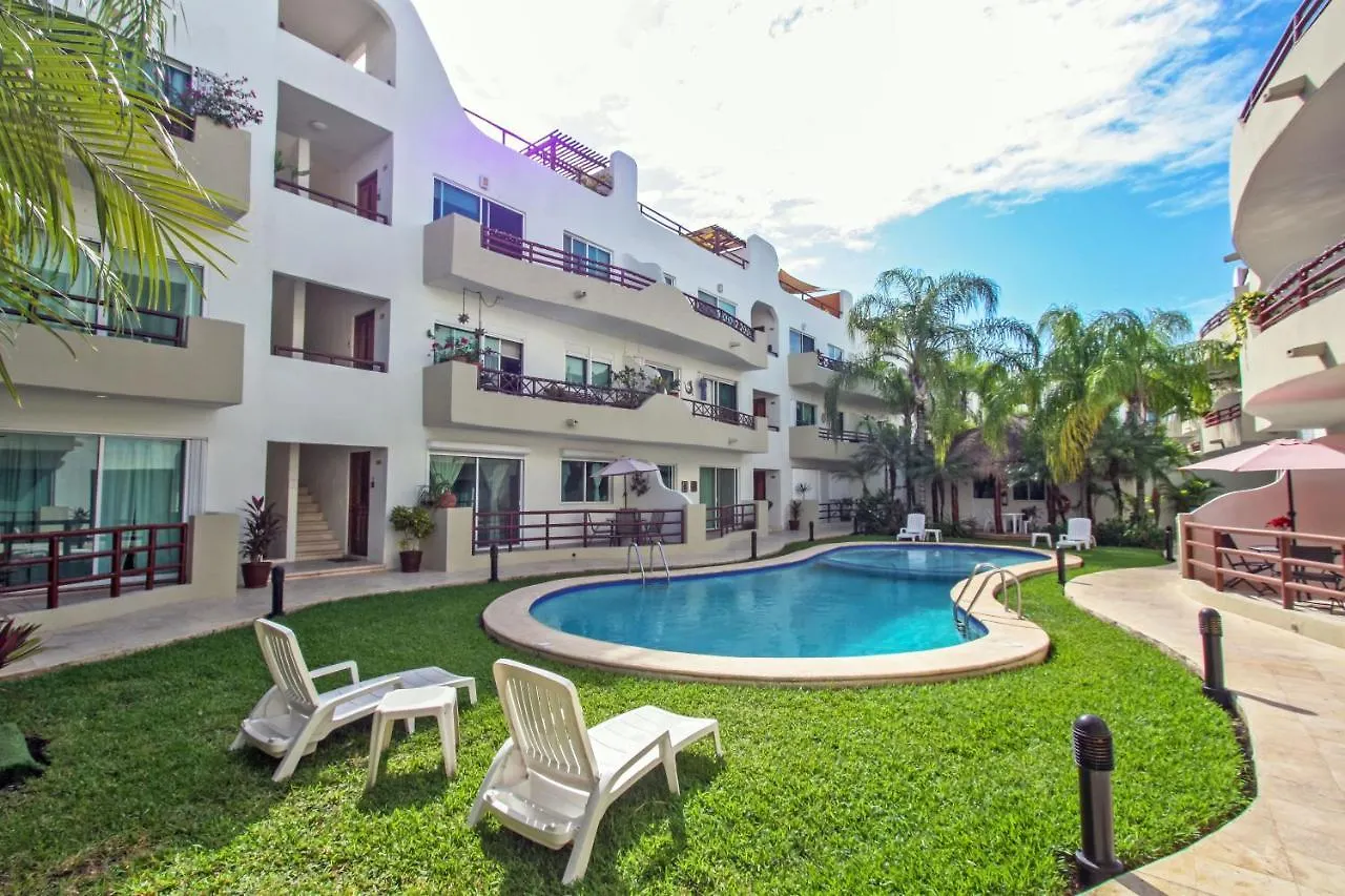 Modern Penthouse With 2 Bedrooms & Pool - Exquisite Bargain Priced - At Margaritas II Playa del Carmen Messico