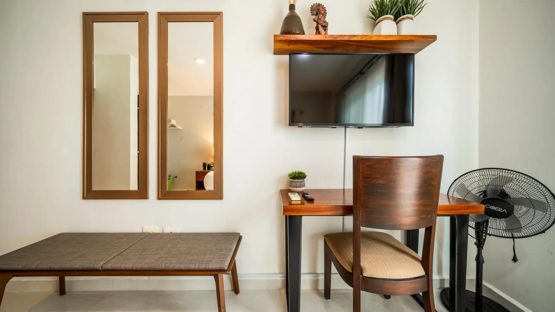 Modern Penthouse With 2 Bedrooms & Pool - Exquisite Bargain Priced - At Margaritas II Playa del Carmen 0*,  Mexico